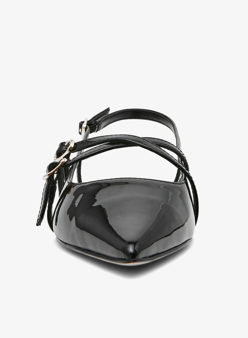 ستيف مادن صنادل بحزام معدني من جلد البولي يوريثين - Image 2